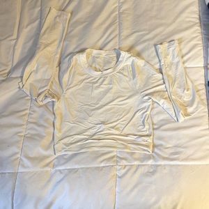 Alphalete Ultrasoft long sleeve crop